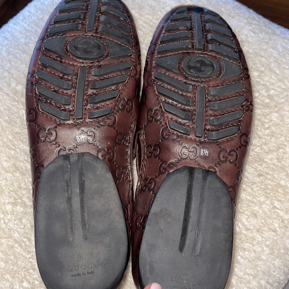 Mint condition men’s Gucci loafers. Size 8.5 main image 5